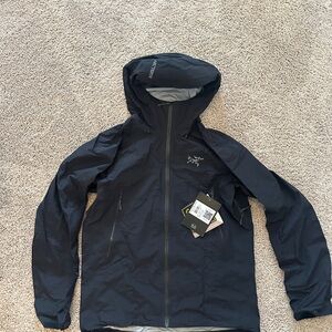 Arc’Teryx Beta Lightweight Size L New With Tags